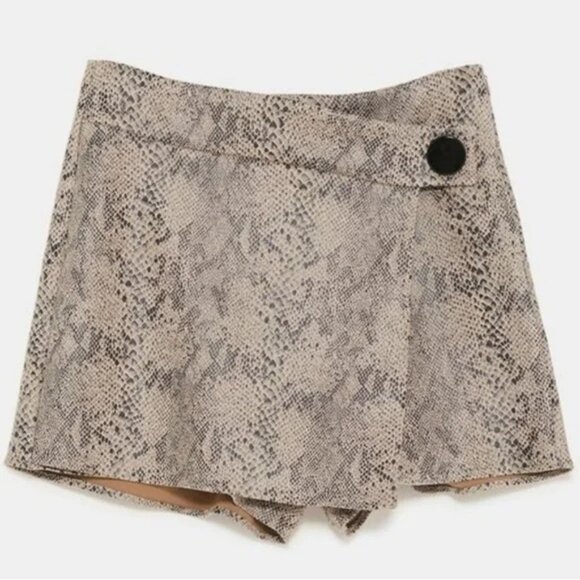New Zara mini snakeskin skort in Size S, Tan/Black NWOT - Picture 1 of 6